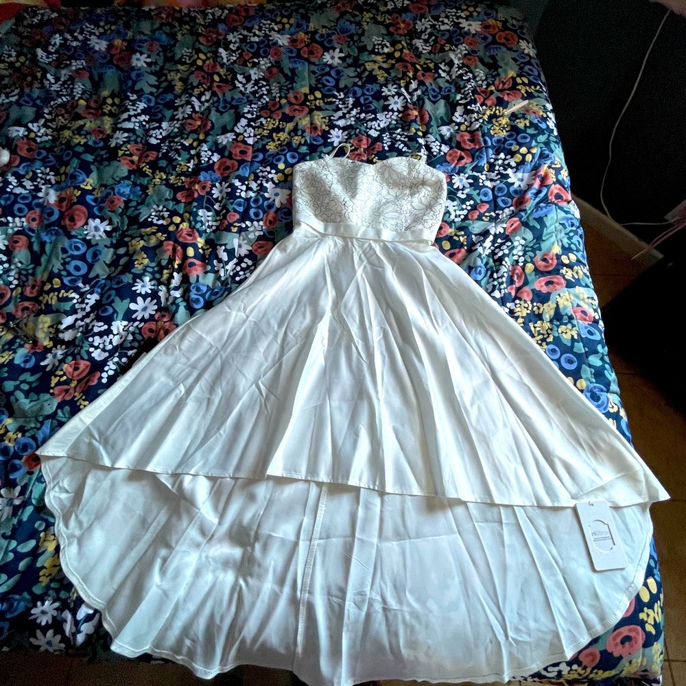 White dress with laced top  brand missfox